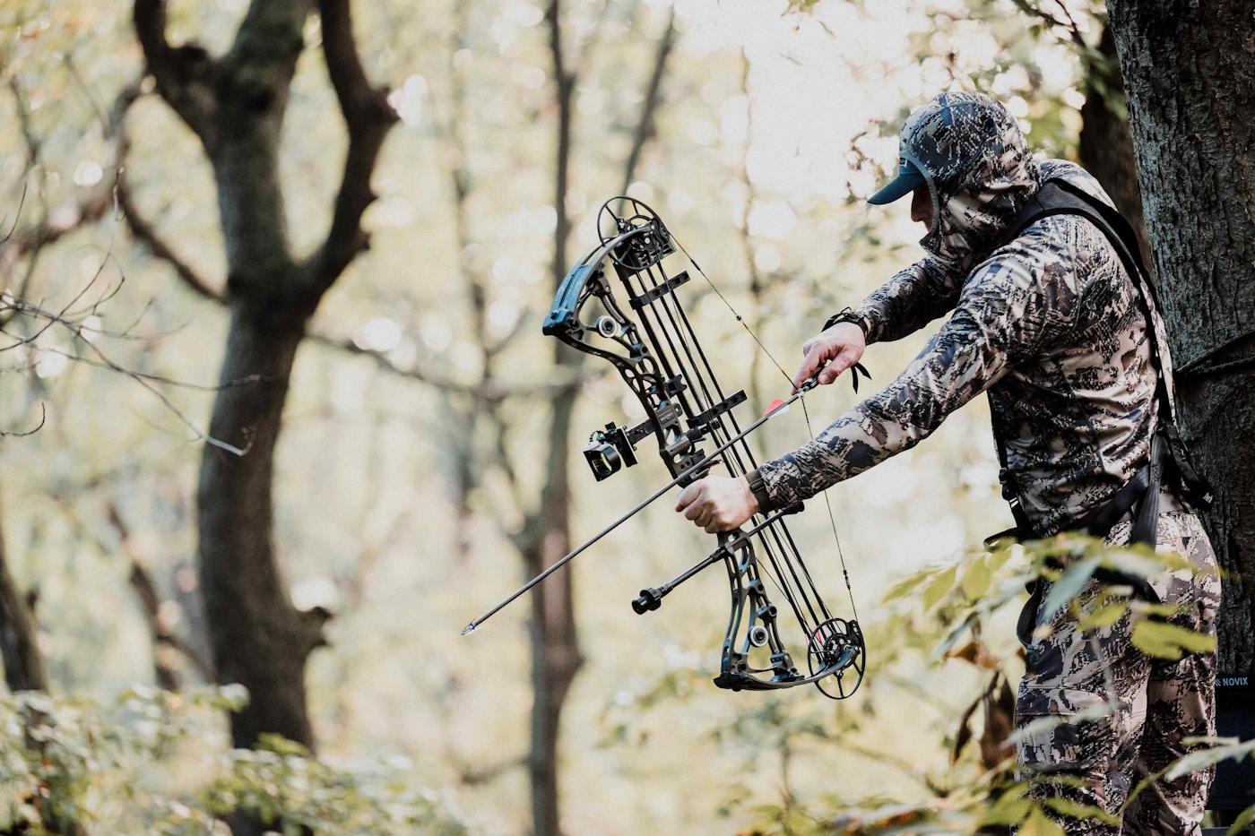 EASTON Shop -EASTON Shop https www.huntingretailer.com uploads images Bowtech Core SF Lifestyle 2